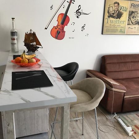 Lovely Apartment 2 ベオグラード エクステリア 写真